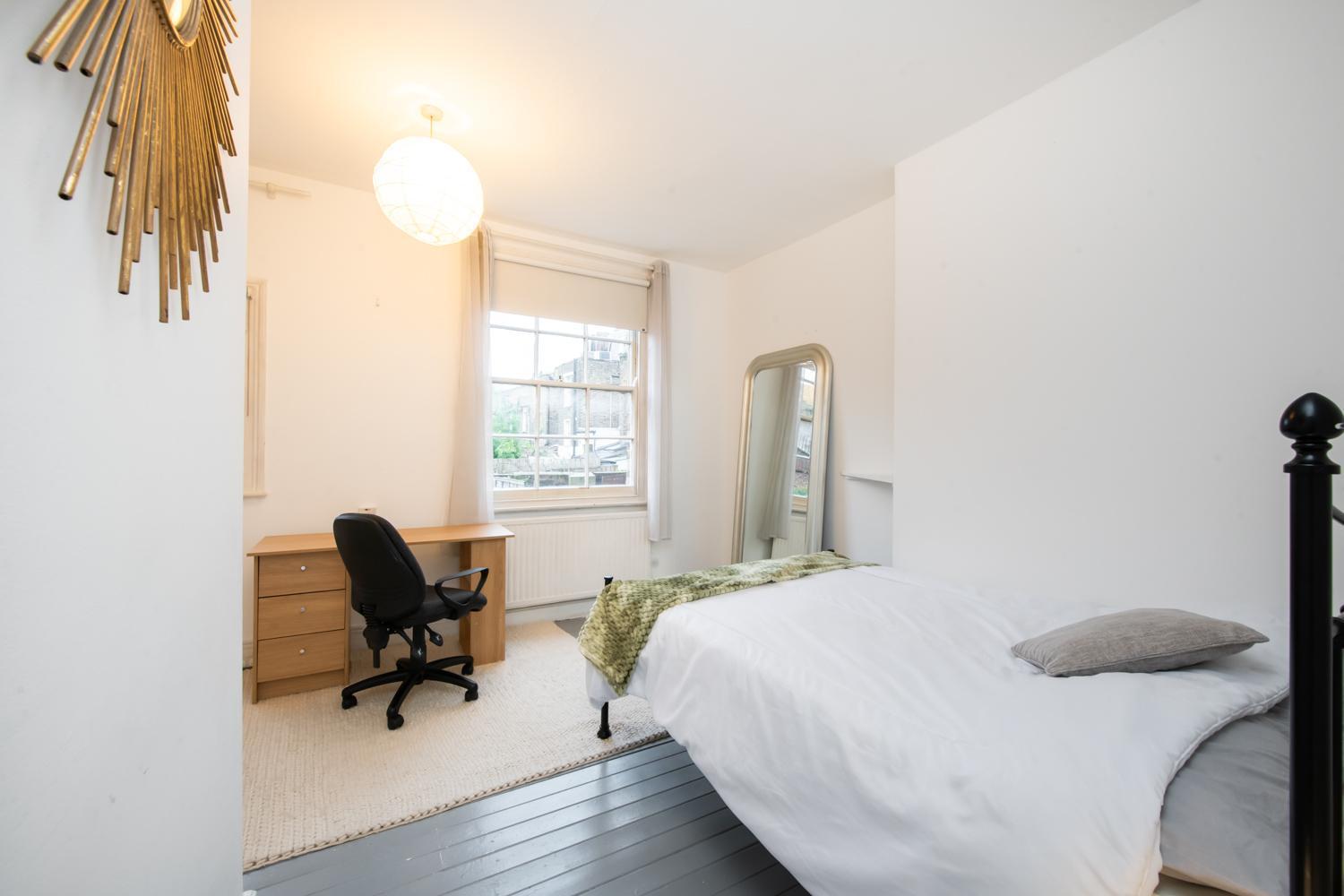 Appartamento 2-Bed In The Heart Of Camden Londra Esterno foto